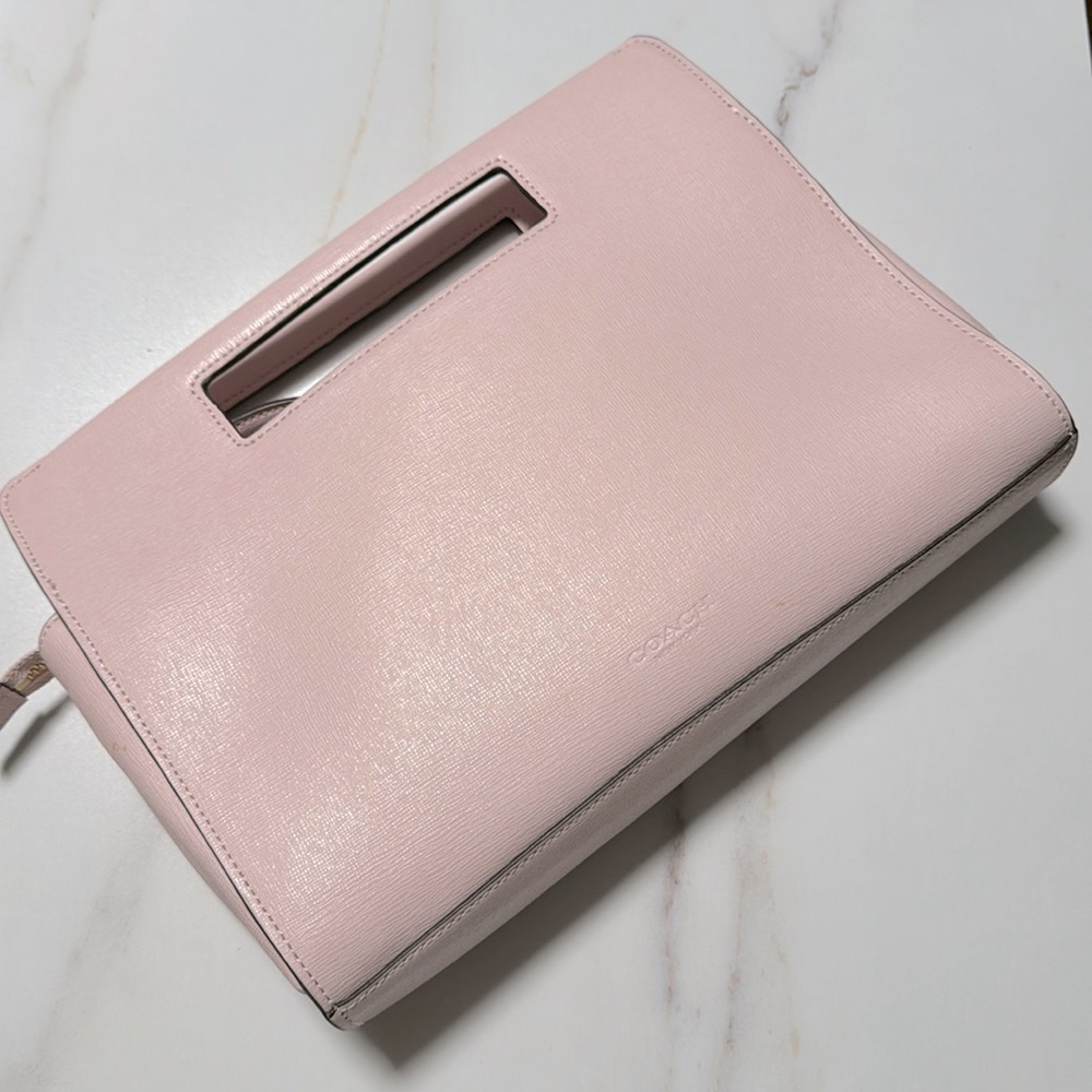 Coach Legacy Basket Clutch